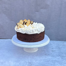 Load image into Gallery viewer, Spiced poached pear and chocolate cake
